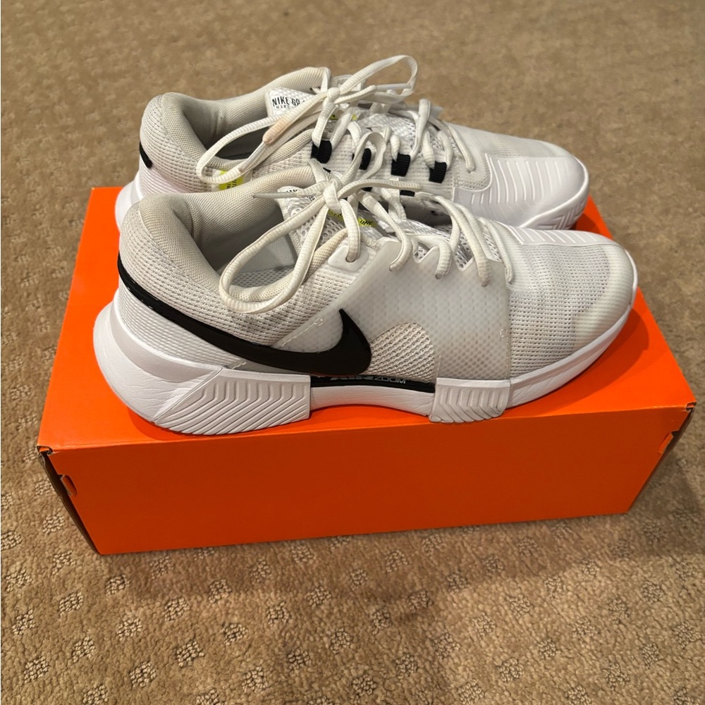 Nike Zoom GP Challenge Tennis Shoes
